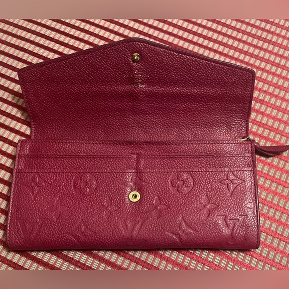 Louis Vuitton Empreinte Leather Wallet, Berry - Picture 5 of 10